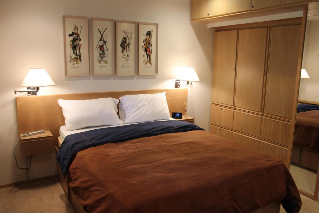Crystal Chalets Greenwater Esterno foto